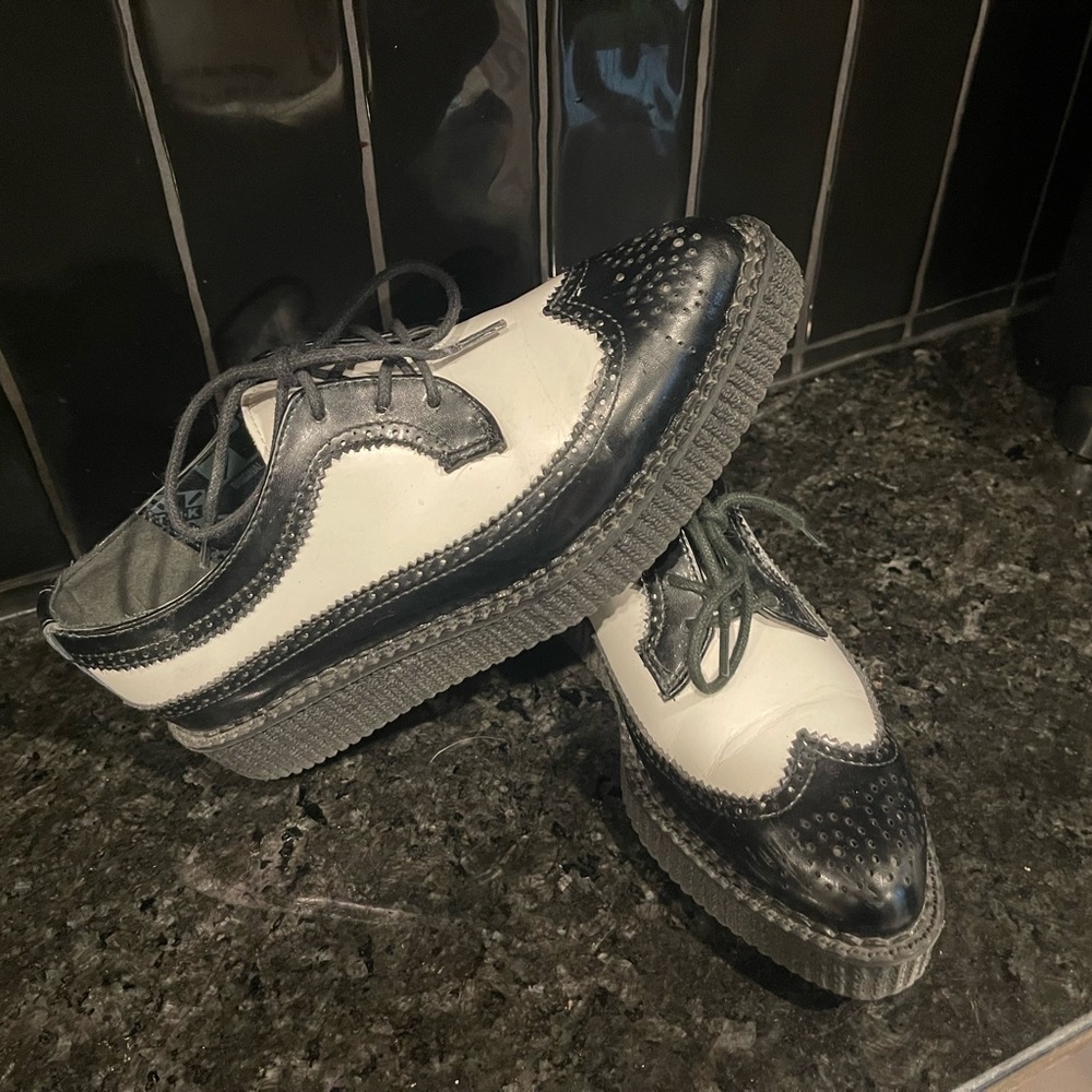 T.U.K Plaid Creeper Black and White Saddle Shoes